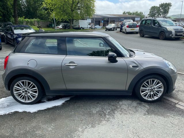Mini Hatch 1.5 Cooper D Hatchback Euro 6 S PY16JYR Silver #4