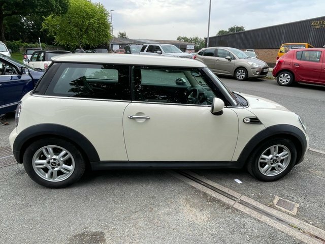 Mini Hatch 1.6 One Hatchback Euro 5 98 Ps PK62VZB White #4