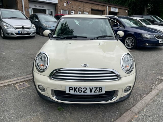 Mini Hatch 1.6 One Hatchback Euro 5 98 Ps PK62VZB White #2