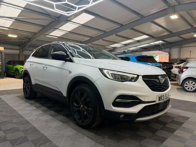 Vauxhall Grandland X 2021 1.2 Turbo Sri Nav Suv Euro WR21ELU White #2
