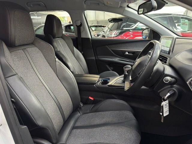 Peugeot 3008 2020 1.2 Puretech Allure Suv Eur BJ20ZLZ White #5