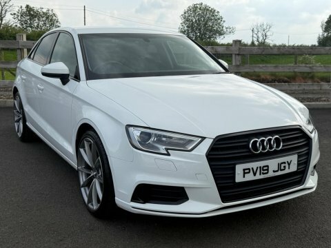 Audi A3 1.0 Tfsi 30 PV19JGY White #4