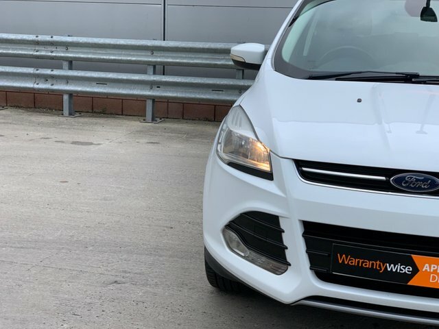 Ford Kuga 2015 2.0 Tdci Titanium Awd Euro 6 Ss CV65WFW White #6