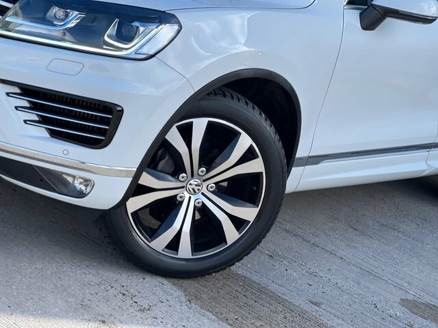 Volkswagen Touareg 2015 3.0 Tdi V6 Bluemotion Tech R-line Tiptronic 4 FY65HXH White #5