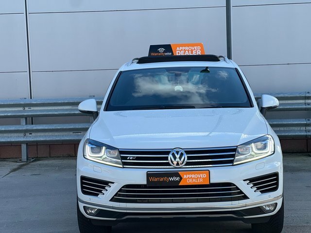 Volkswagen Touareg 2015 3.0 Tdi V6 Bluemotion Tech R-line Tiptronic 4 FY65HXH White #2