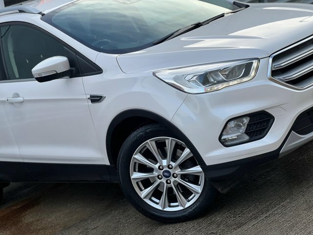 Ford Kuga 2019 2.0 Tdci Ecoblue Titanium Edition Euro 6 Ss YT19SWB White #4
