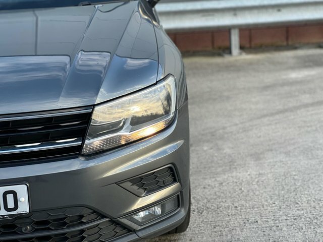Volkswagen Tiguan 2018 2.0 Tdi Se Navigation Euro 6 Ss VN68BJO Grey #5