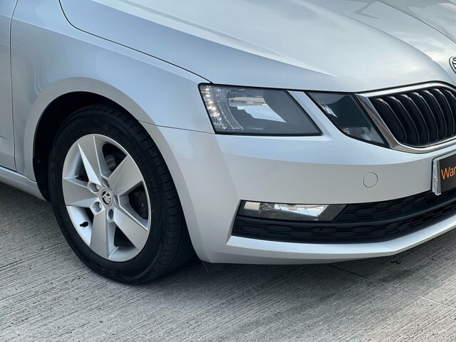 Skoda Octavia 2019 1.6 Tdi Se Estate Dsg Euro 6 Ss SY69LFO Silver #4