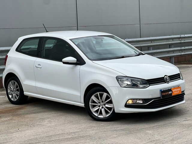 Volkswagen Polo 2015 1.2 Tsi Bluemotion Tech Se Hatchback Petr White