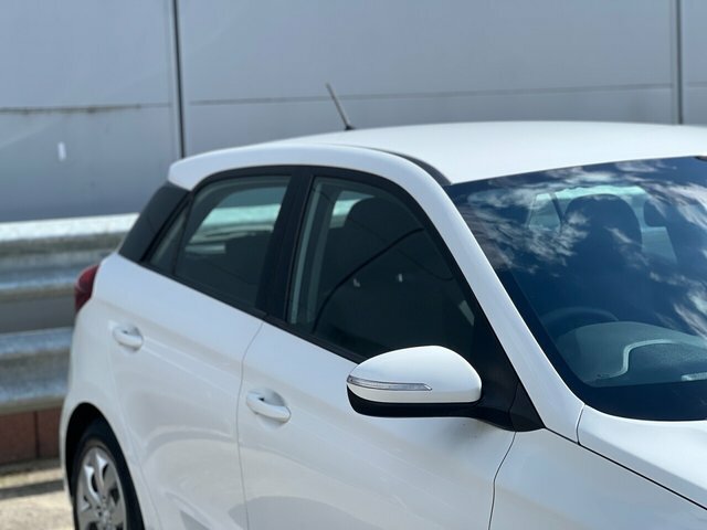 Hyundai I20 2017 1.2 S Hatchback Euro 6 75 SY67UYU White #6