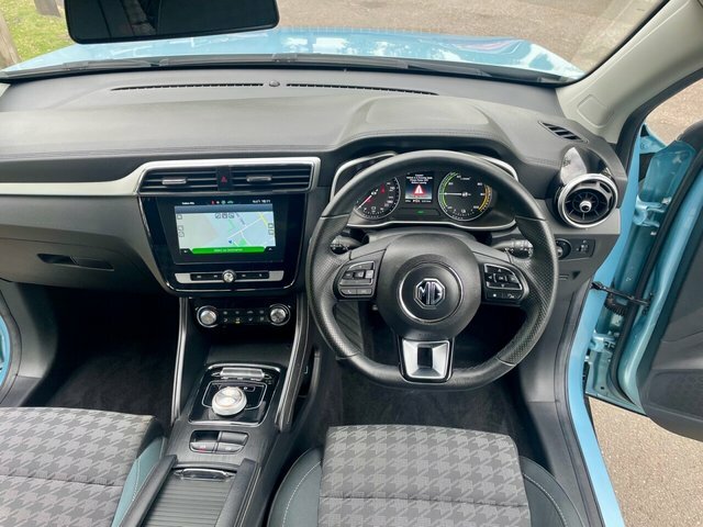 MG ZS Suv LC70UXP Blue #5