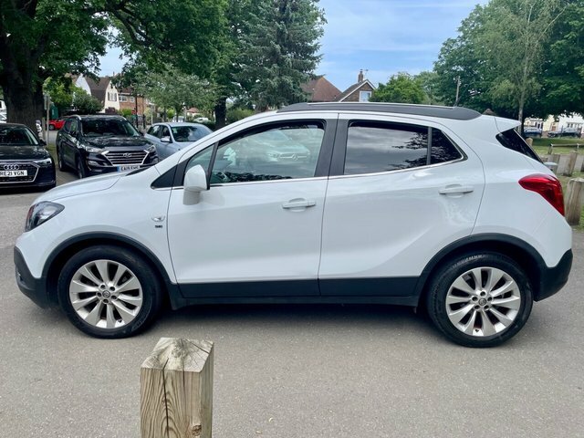 Vauxhall Mokka Suv AP16YOL White #6