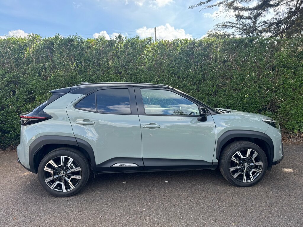 Toyota Yaris Cross 1.5 Vvt-h Premiere Edition Suv Hybrid E FM24YTC Green #2