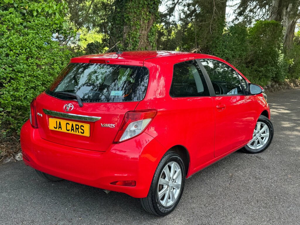 Toyota Yaris 1.33 Dual Vvt-i Tr Hatchback Eur WG12ECE Red #3