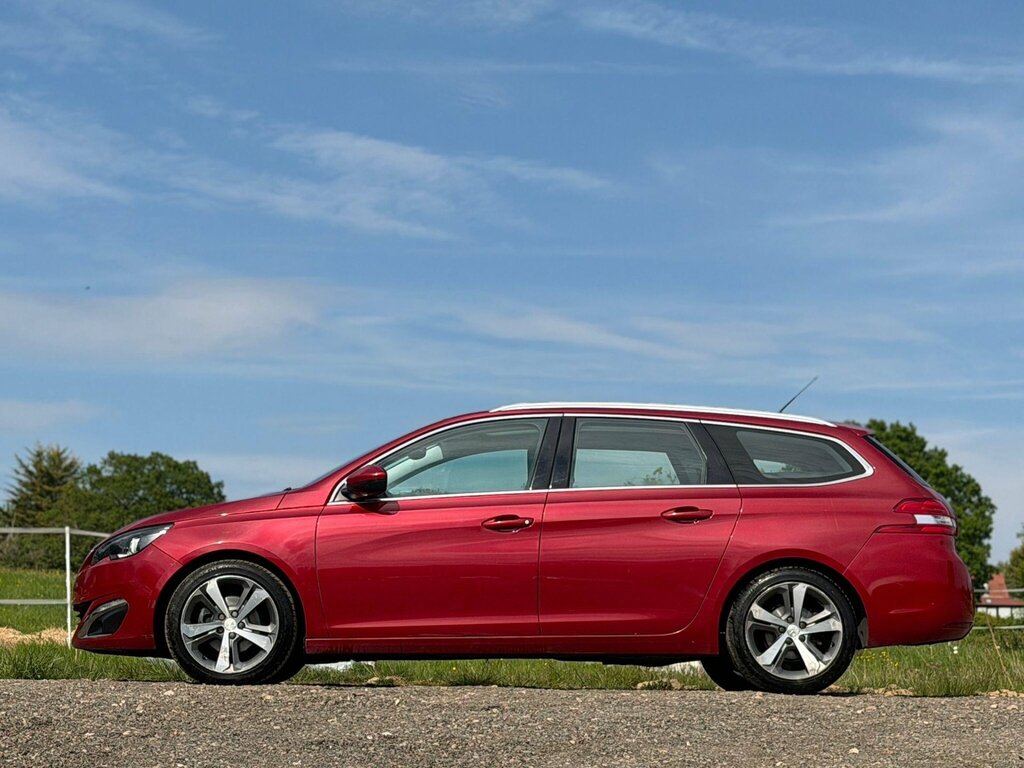 Peugeot 308 SW 1.2 Puretech Allure Euro 6 Ss Red #4