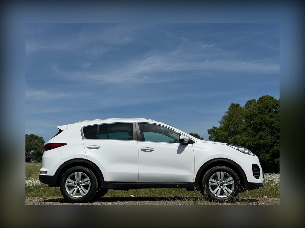 Kia Sportage 1.6 Gdi 2 Euro 6 Ss MW18EEH White #4