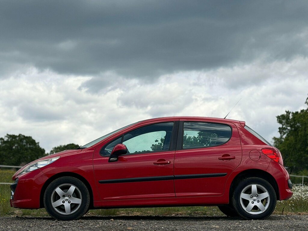 Peugeot 207 1.4 Verve HY59MYL Red #4