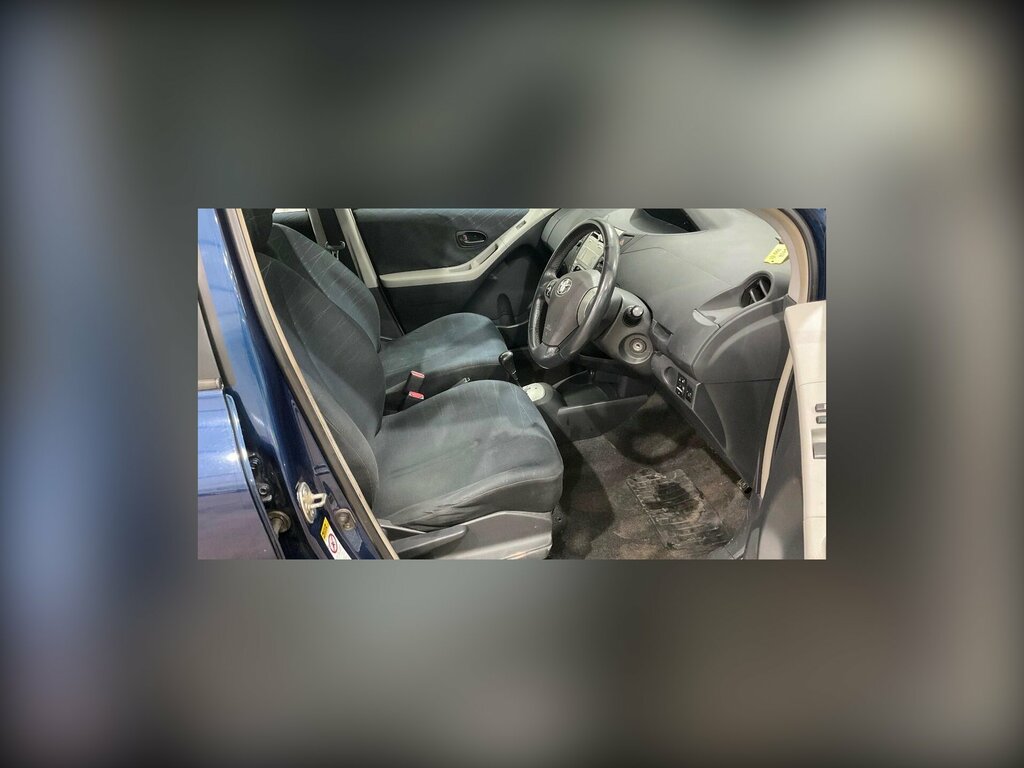 Toyota Yaris 1.3 T Spirit Multimode Silver #7