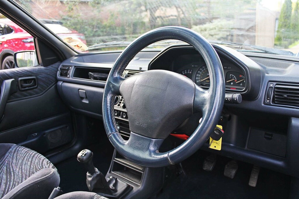Ford Fiesta 1.3 LX #13