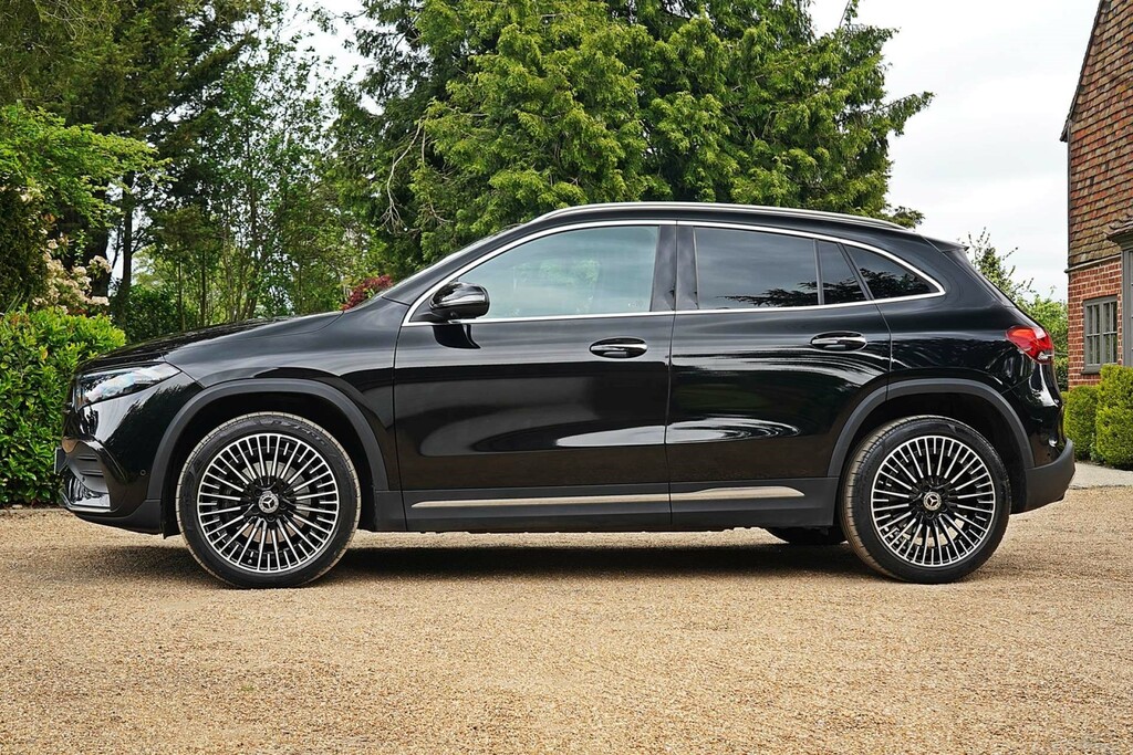 Mercedes-Benz EQA 350 66.5Kwh Amg Line Premium Plus Suv A #2