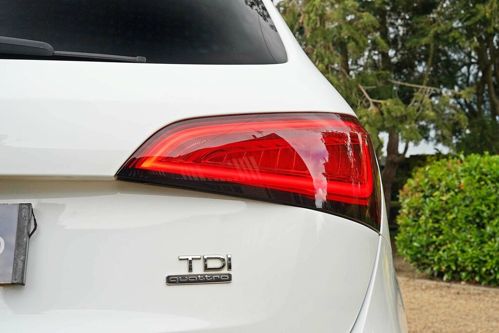 Audi Q5 S Line Tdi Quattro 4Wd PL64BDF White #5
