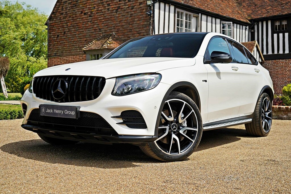 Mercedes-Benz GLC Class Premium 4Matic 4Wd White
