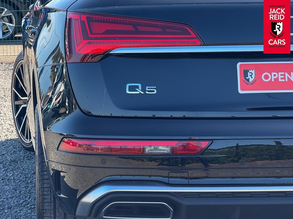 Audi Q5 Suv YS21NCA Black #3