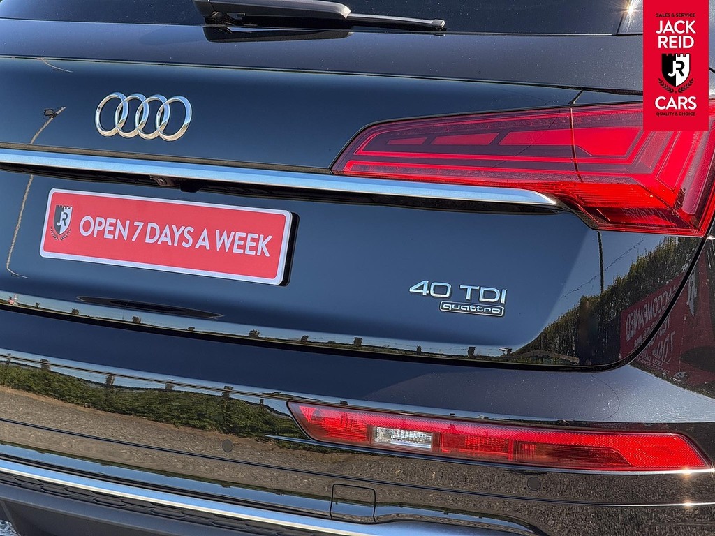 Audi Q5 Suv YS21NCA Black #5