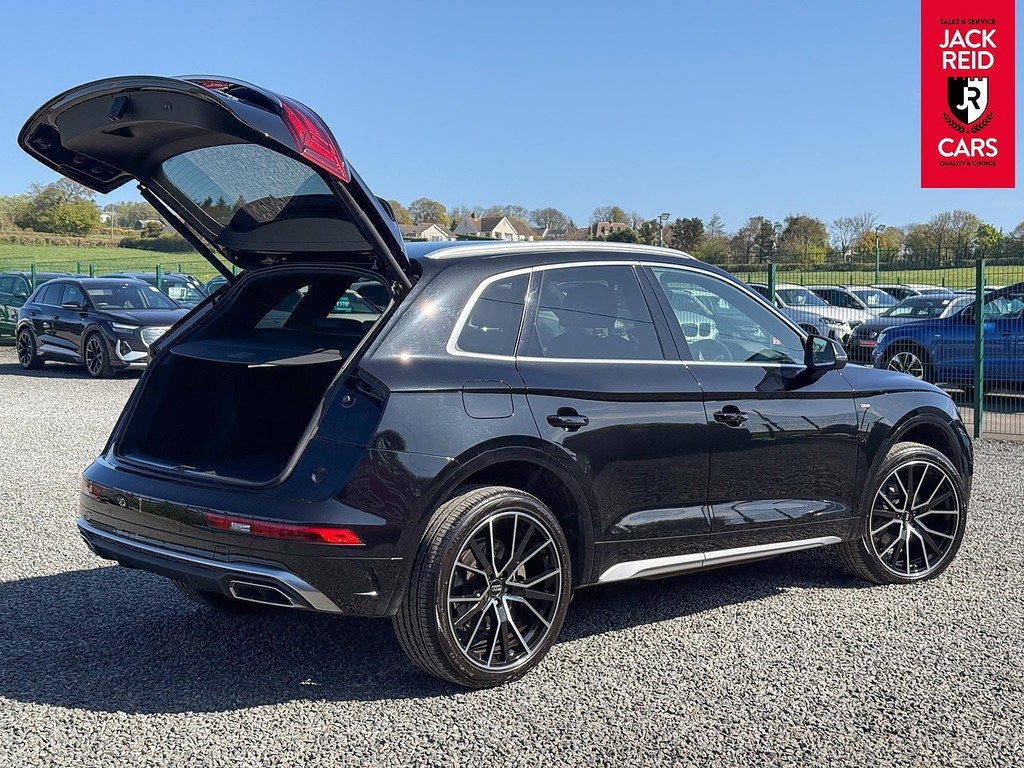 Audi Q5 Suv YS21NCA Black #6