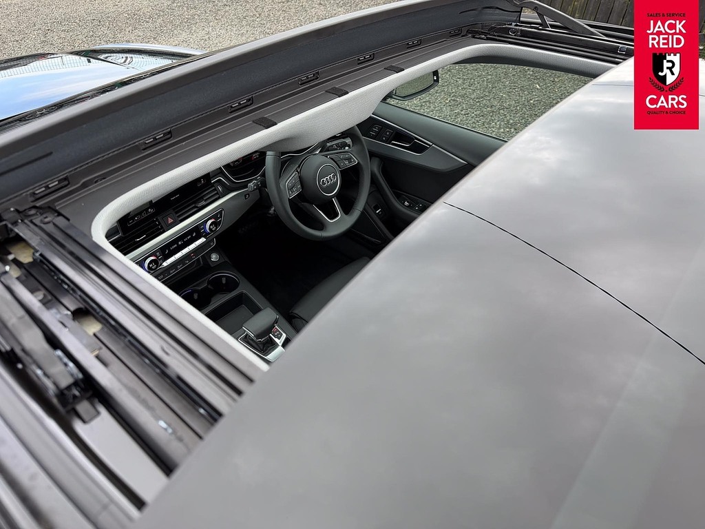 Audi A5 Hatchback RF73YBA Black #2