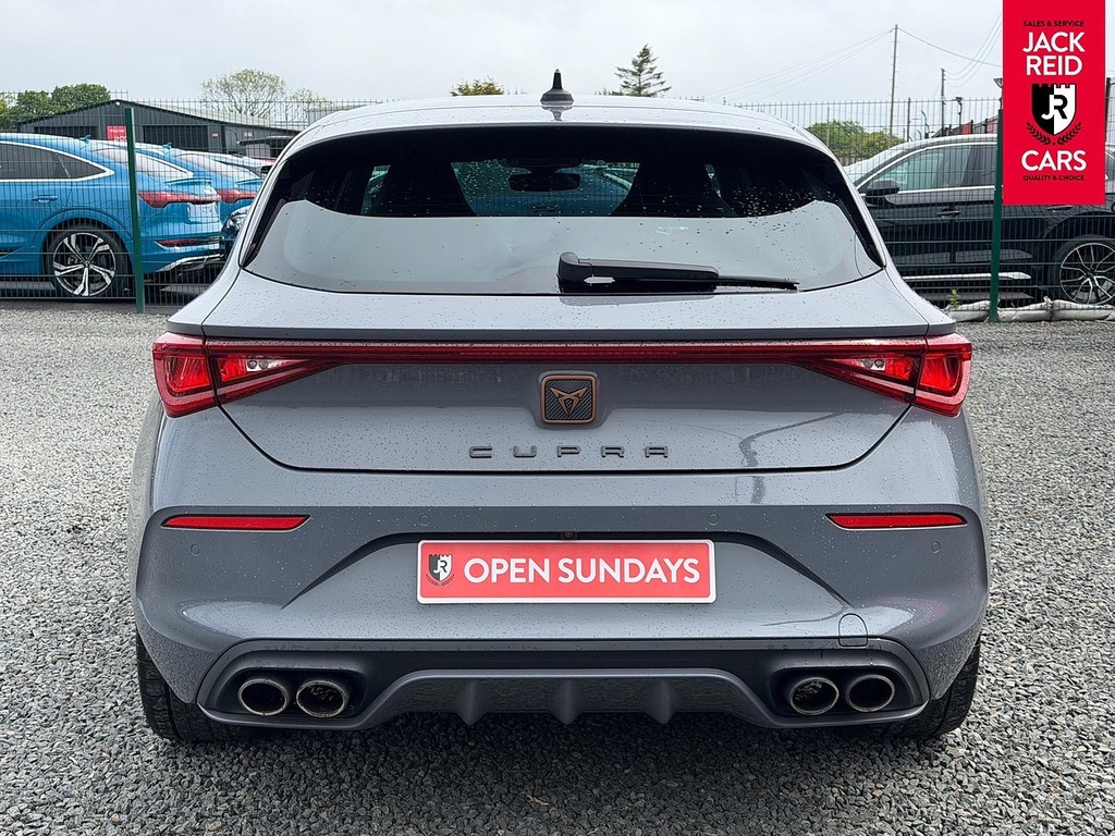 Cupra Leon Hatchback DF21MZT Grey #5