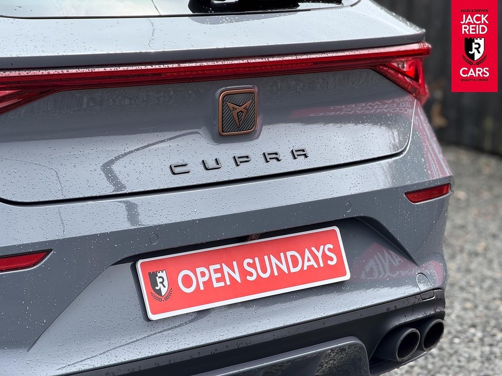 Cupra Leon Hatchback DF21MZT Grey #4