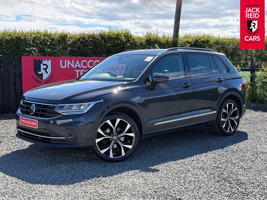 Volkswagen Tiguan Suv Grey