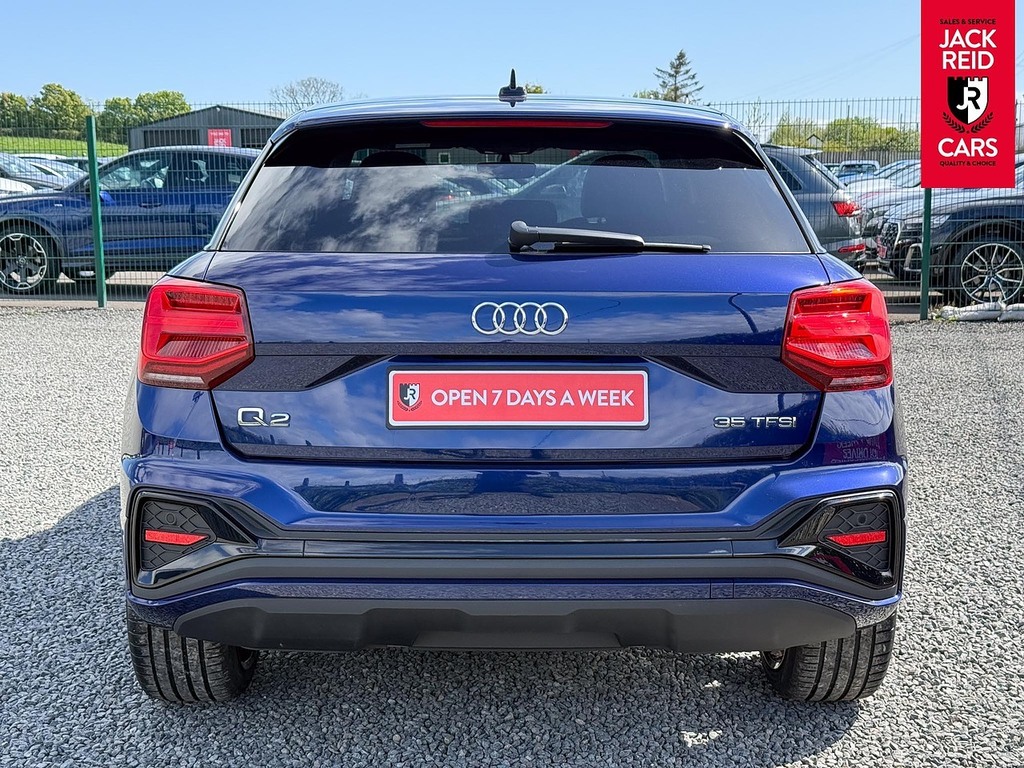 Audi Q2 Suv VU23BWF Blue #3