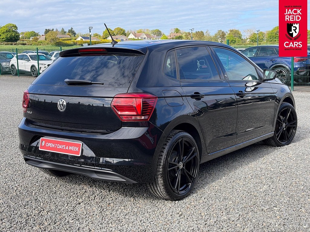 Volkswagen Polo Hatchback GM18ZFF Black #6