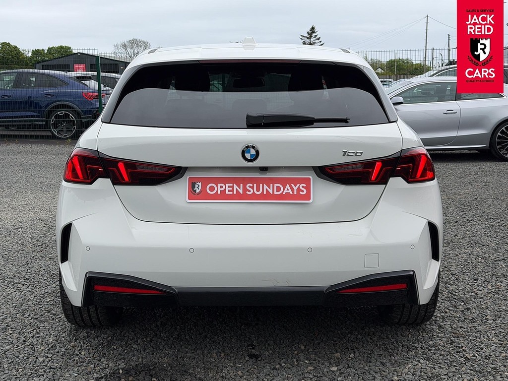 BMW 1 Series Hatchback LS25PXY White #4