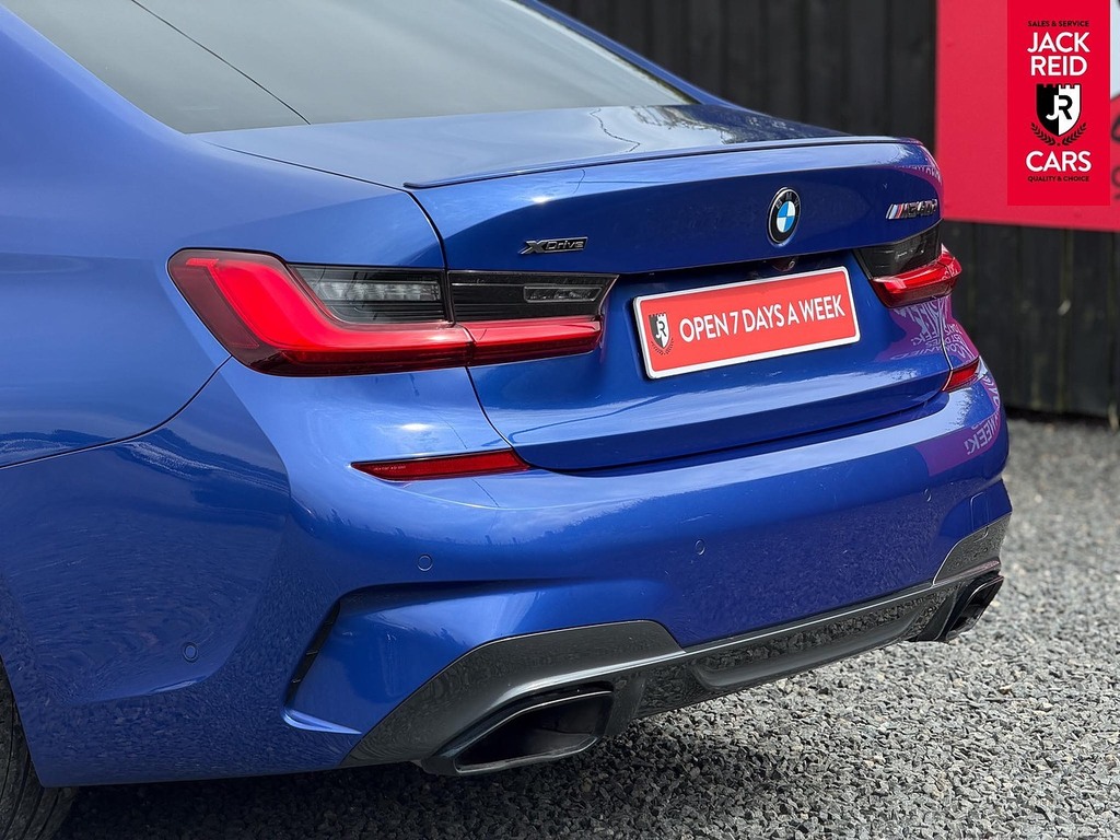 BMW 3 Series Saloon  Blue #3