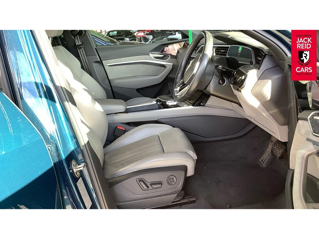 Audi E-tron Suv DA69XKX Blue #6