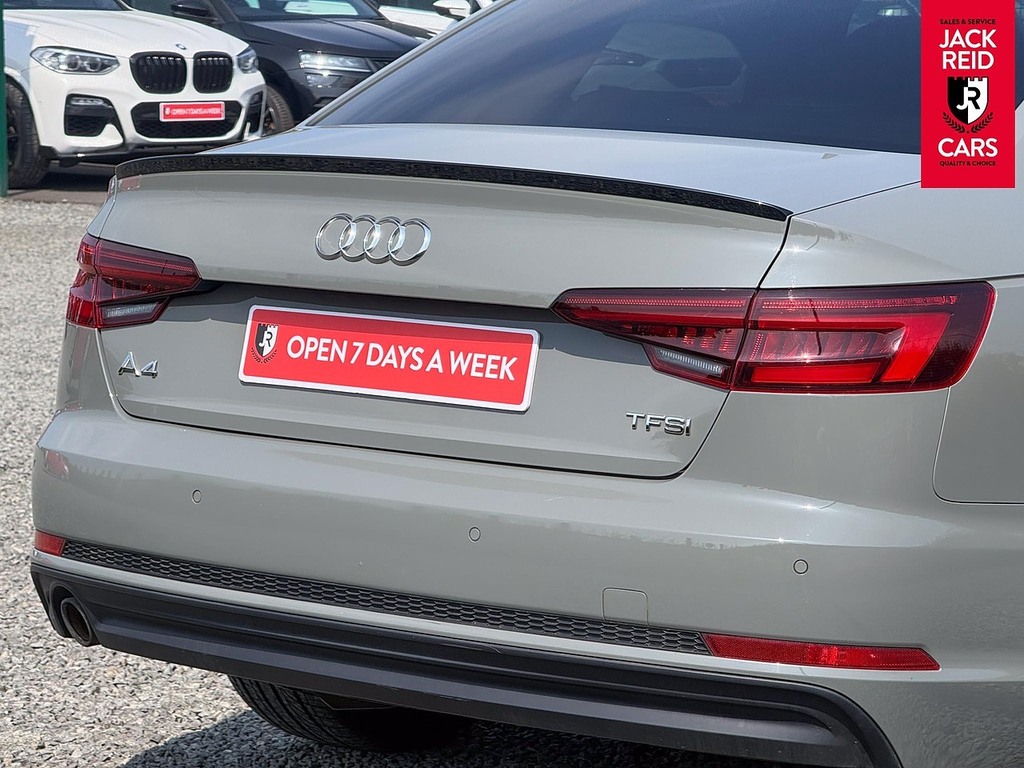 Audi A4 Saloon  Grey #4