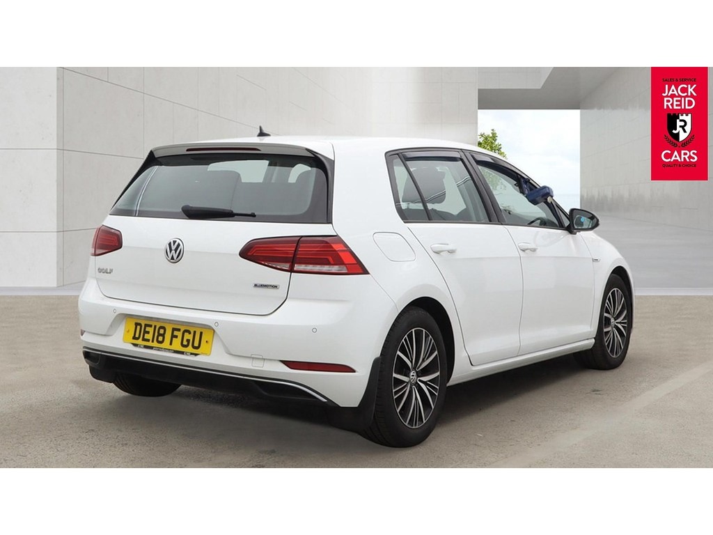 Volkswagen Golf Hatchback DE18FGU White #2