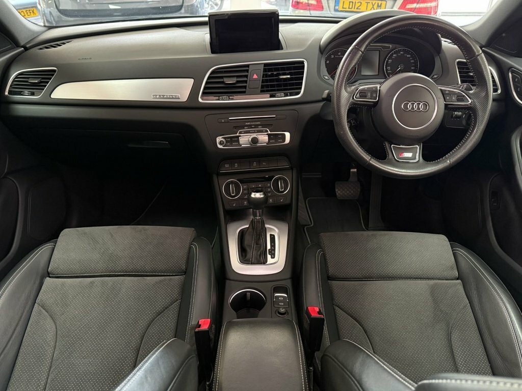 Audi Q3 2.0 Tfsi S Line Edition Suv S Tronic Qu OX17DDO Green #2