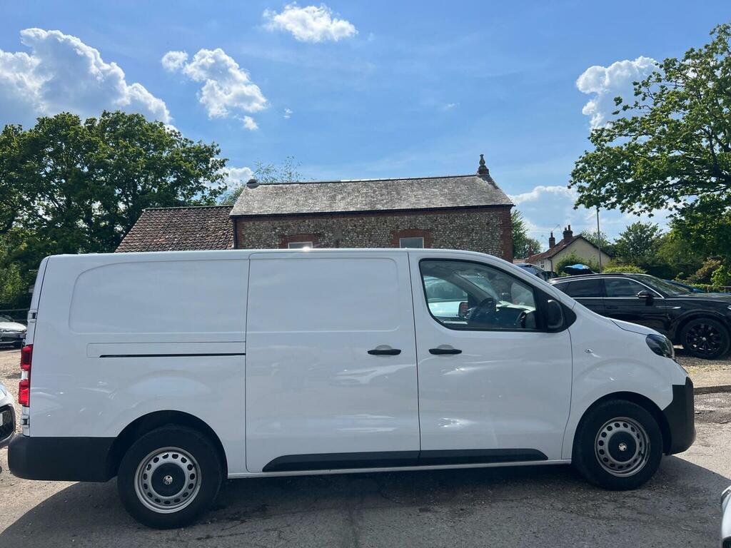 Vauxhall Vivaro Panel Van 2.0 Turbo D Prime XL Panel Van Lwb Euro DS24WWK White #5