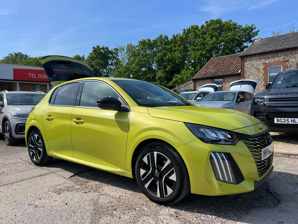 Peugeot 208 Hatchback 1.2 Puretech Allure Euro 6 Ss 20 Yellow
