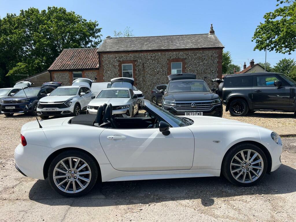 Fiat 124 Spider Convertible 1.4 Multiair Lusso Plus Euro 6 20 White #6