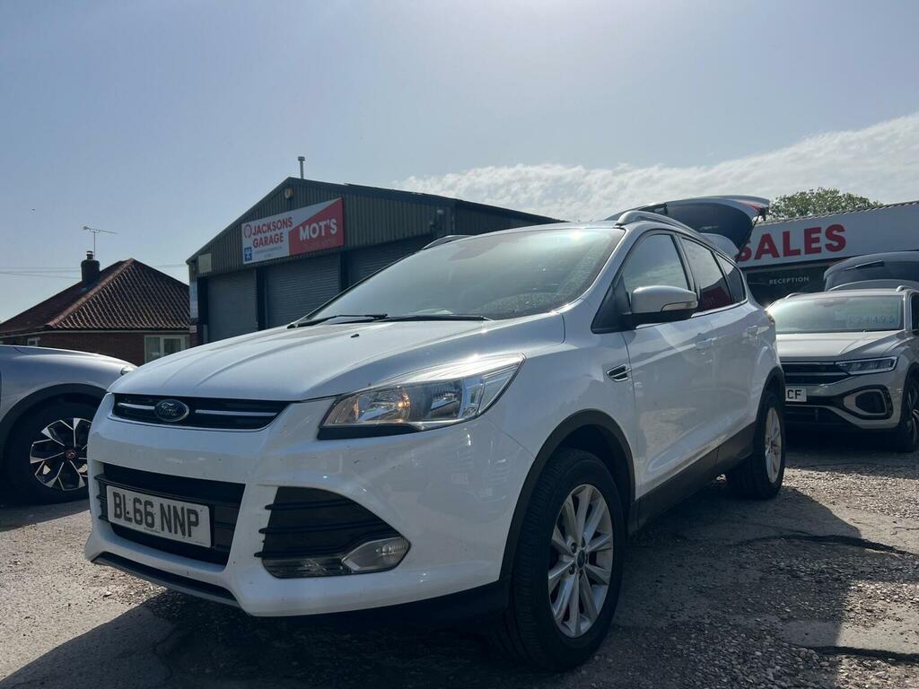 Ford Kuga Suv 2.0 Tdci Titanium 2Wd Euro 6 Ss 20166 BL66NNP White #4