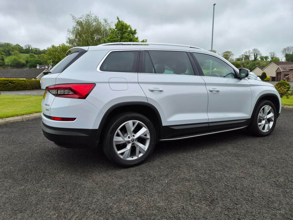 Skoda Kodiaq 2.0 Tdi 190 Edition 4X4 Dsg 7 Seat MT67ENF White #4