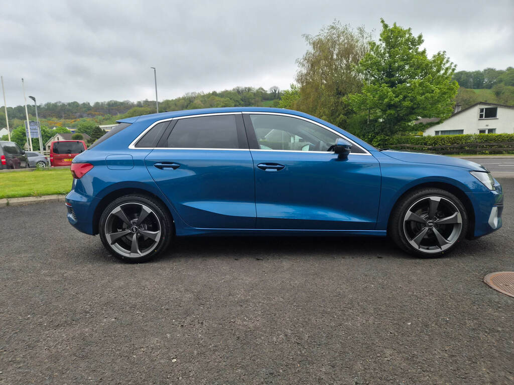 Audi A3 30 Tdi Sport RV22RGZ Blue #6
