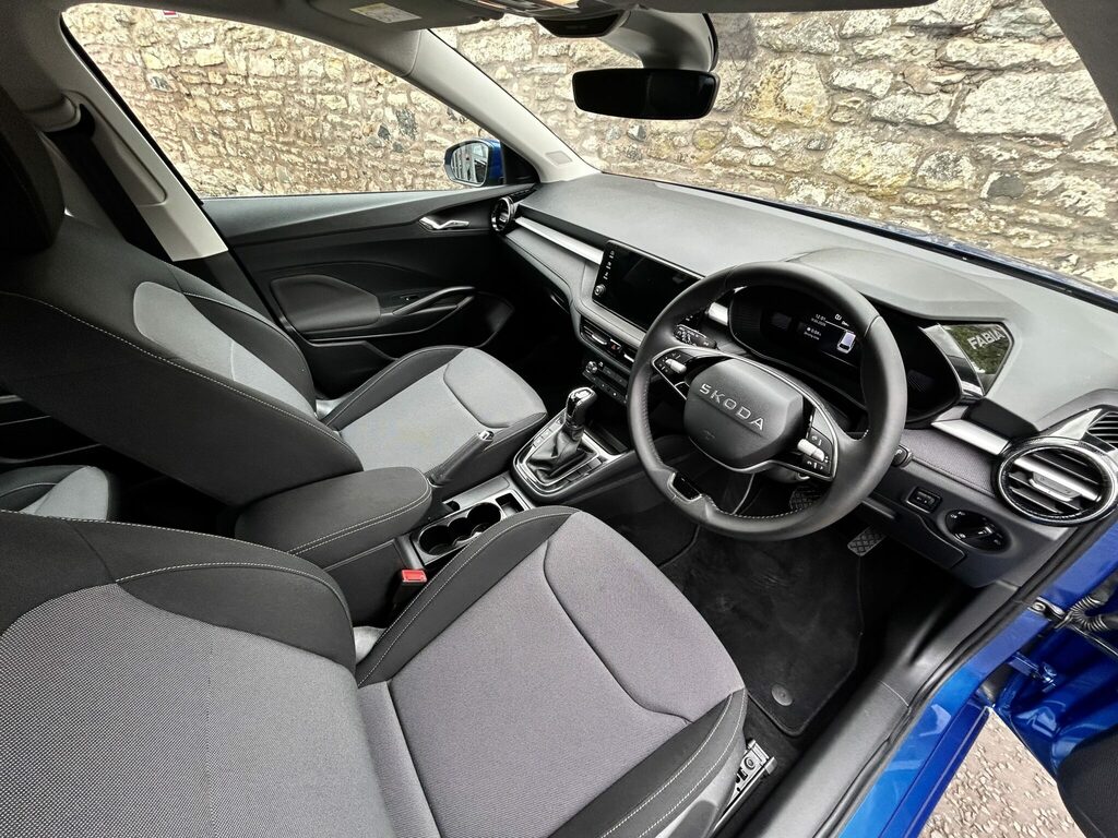 Skoda Fabia 1.0 Tsi MV75WYC Blue #5