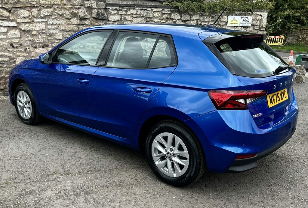 Skoda Fabia 1.0 Tsi MV75WYC Blue #4