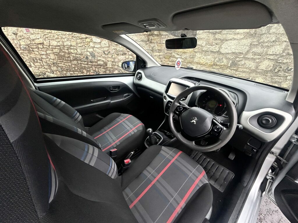 Peugeot 108 1.0 Vti FN64JHH Silver #6